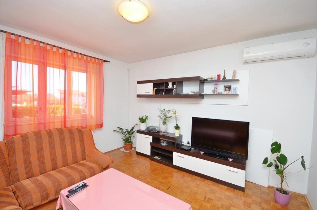 Apartment Marija Vodice Exteriör bild